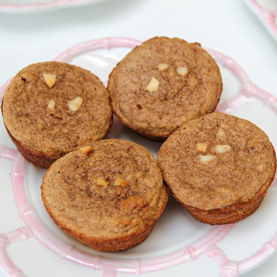 https://49645306.fs1.hubspotusercontent-na1.net/hubfs/49645306/Site%20Images/Products/aplle-muffins.jpg