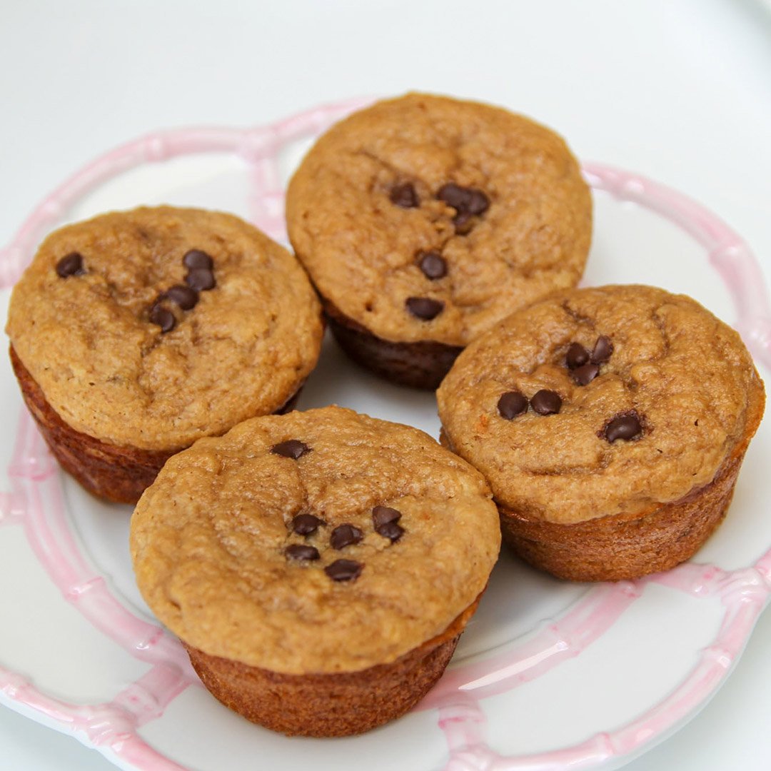 https://49645306.fs1.hubspotusercontent-na1.net/hubfs/49645306/Site%20Images/Products/banana-peanut-butter-muffins.jpg